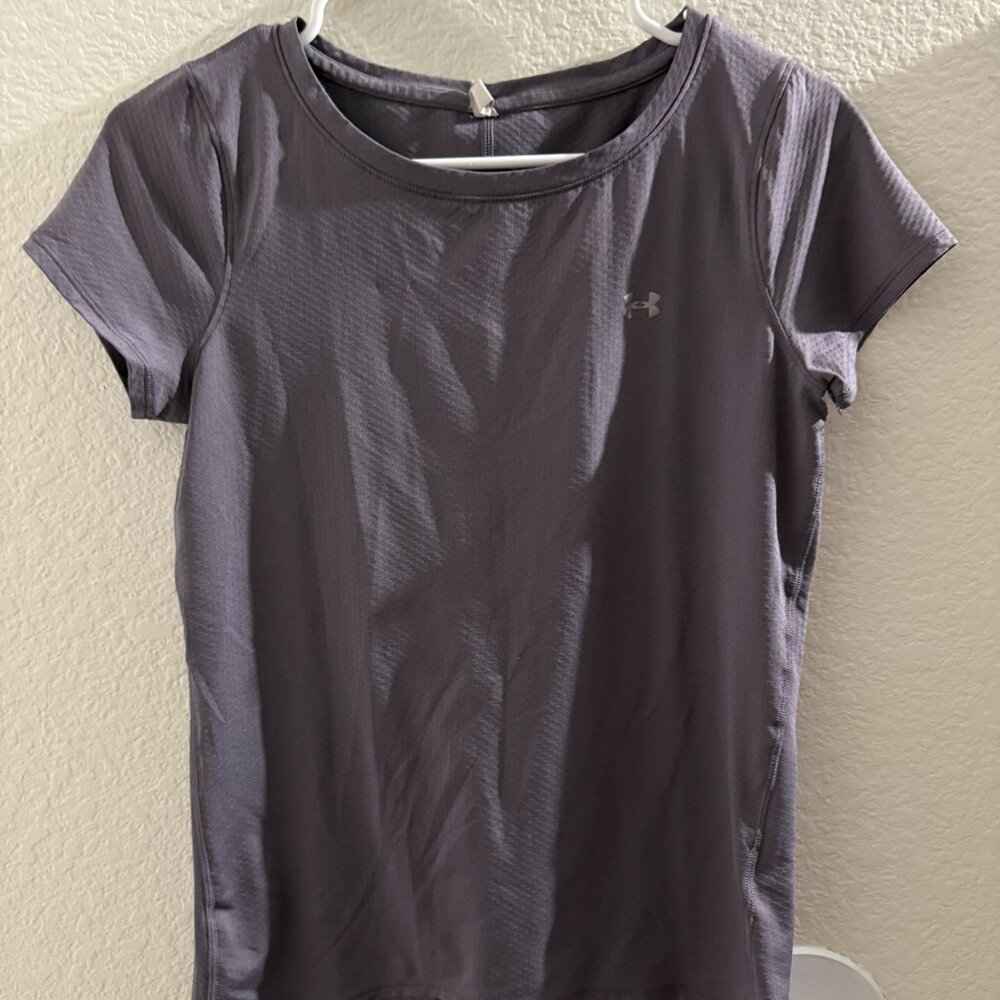 Under Armor women running shirt size S grey